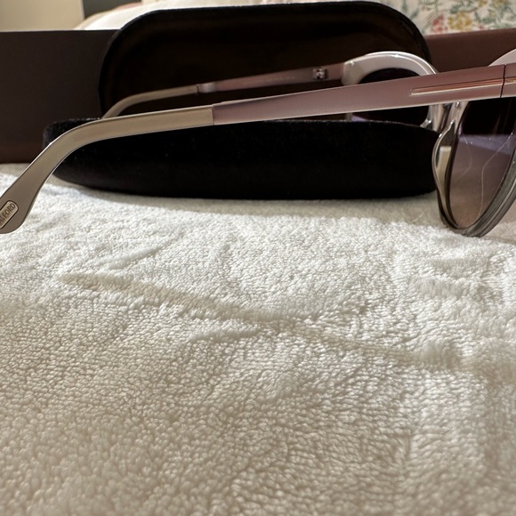 Tom Ford - Unworn - Picture 9 of 10